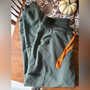 Figs Zamora Joggers- Moss Green